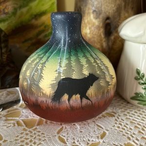 Dine Navajo Pottery Vase Cottage Core Wolf Wilderness